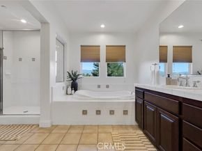 10641 N Lost Trail Avenue, Burbank CA 91040