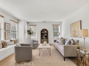 10641 N Lost Trail Avenue, Burbank CA 91040