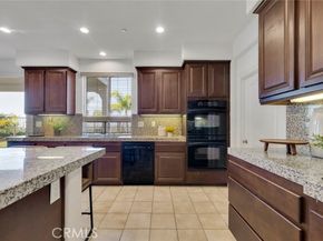 10641 N Lost Trail Avenue, Burbank CA 91040