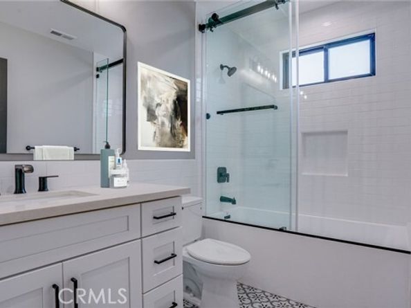 6250 Lindley Avenue, Encino (los Angeles) CA 91316