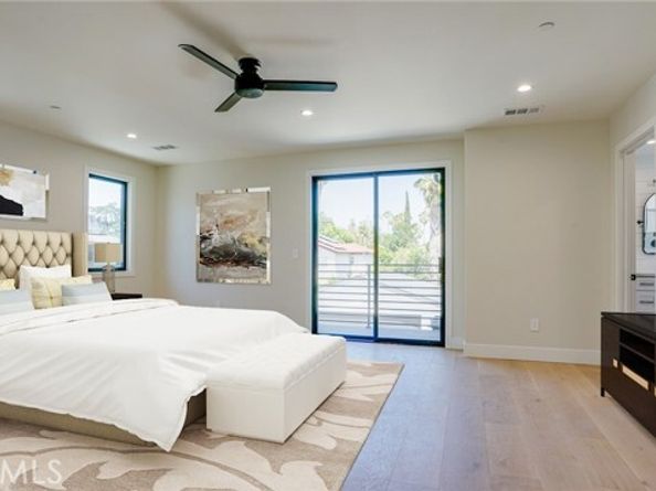 6250 Lindley Avenue, Encino (los Angeles) CA 91316