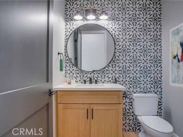 6250 Lindley Avenue, Encino (los Angeles) CA 91316