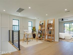 6250 Lindley Avenue, Encino (los Angeles) CA 91316