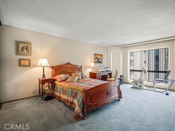 10409 Riverside Drive 203, Toluca Lake (los Angeles) CA 91602