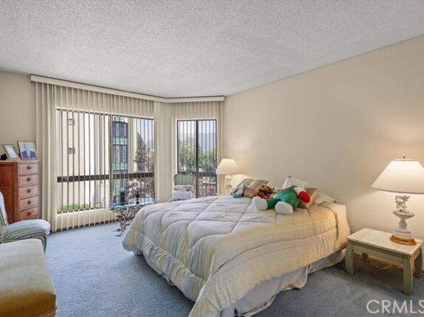 10409 Riverside Drive 203, Toluca Lake (los Angeles) CA 91602