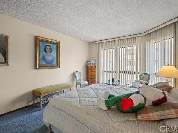 10409 Riverside Drive 203, Toluca Lake (los Angeles) CA 91602