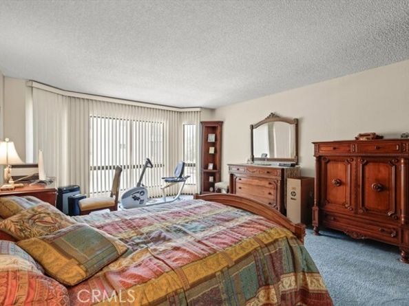 10409 Riverside Drive 203, Toluca Lake (los Angeles) CA 91602