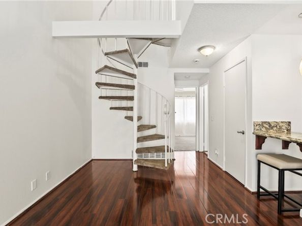 12330 Osborne Street 86, Pacoima (los Angeles) CA 91331