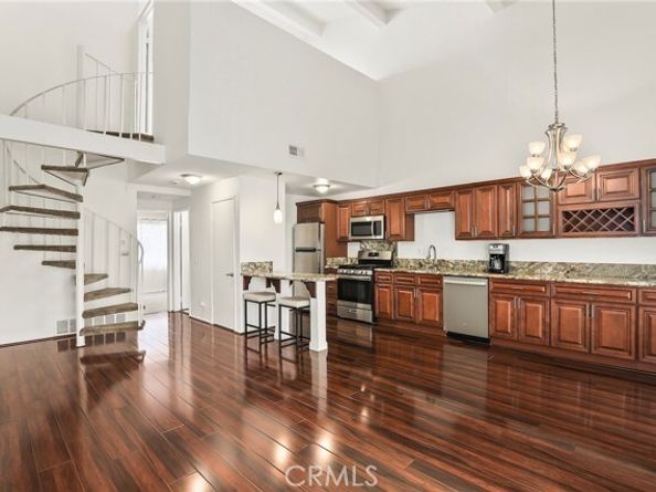 12330 Osborne Street 86, Pacoima (los Angeles) CA 91331