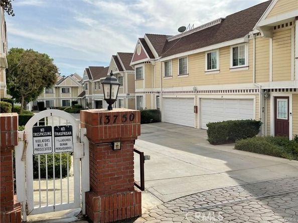 13750 Hubbard Street 77, Sylmar (los Angeles) CA 91342
