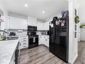 13750 Hubbard Street 77, Sylmar (los Angeles) CA 91342