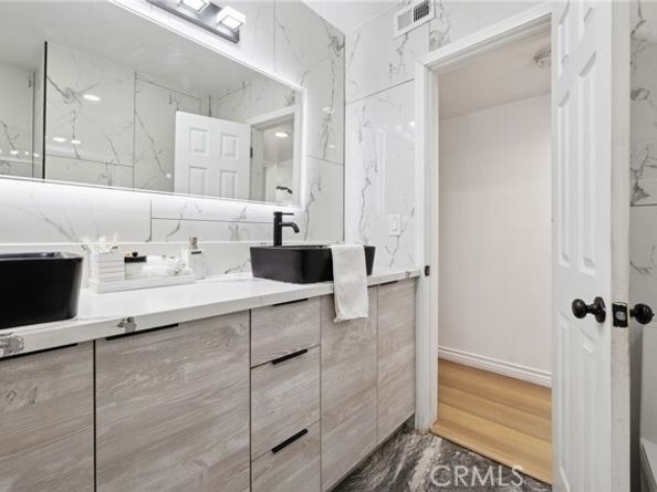 835 Sunset Avenue, Venice (los Angeles) CA 90291