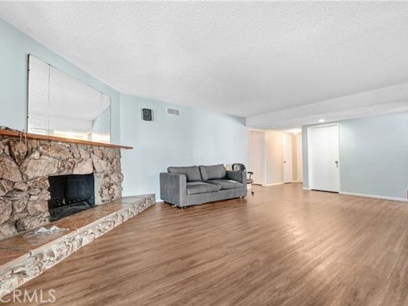 8000 Ben Avenue, North Hollywood (los Angeles) CA 91605