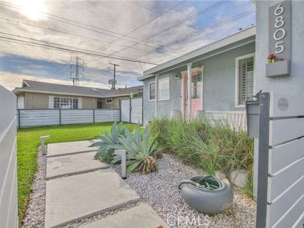 6805 Pioneer, Whittier CA 90606