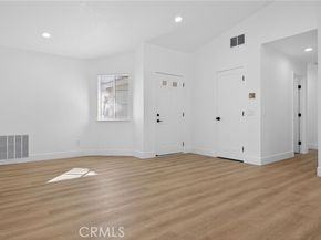 9450 Tampa, Northridge (los Angeles) CA 91324