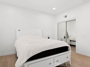 9514 Oakridge Place, Chatsworth (los Angeles) CA 91311