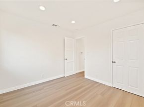 13573 Moorpark Street, Sherman Oaks (los Angeles) CA 91423