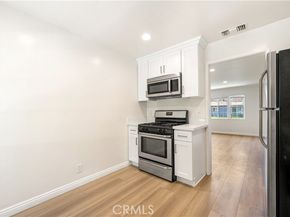 13573 Moorpark Street, Sherman Oaks (los Angeles) CA 91423