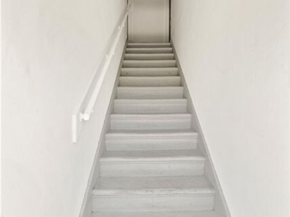 13573 Moorpark Street, Sherman Oaks (los Angeles) CA 91423