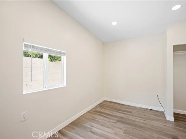 8302 Webb Avenue, Sun Valley (los Angeles) CA 91352