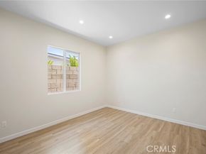8302 Webb Avenue, Sun Valley (los Angeles) CA 91352