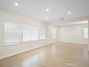 8302 Webb Avenue, Sun Valley (los Angeles) CA 91352
