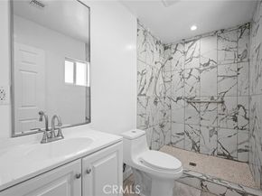 8302 Webb Avenue, Sun Valley (los Angeles) CA 91352