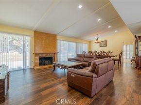 19941 Hiawatha Street, Chatsworth (los Angeles) CA 91311