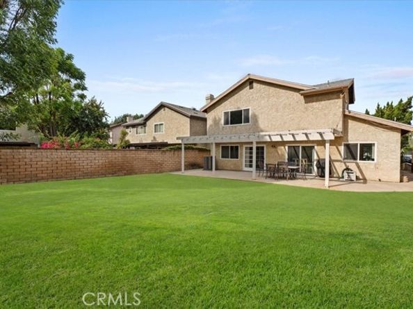 8610 Blauvelt Place, Northridge (los Angeles) CA 91325