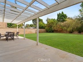 8610 Blauvelt Place, Northridge (los Angeles) CA 91325