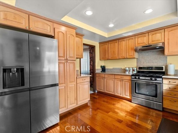 8610 Blauvelt Place, Northridge (los Angeles) CA 91325