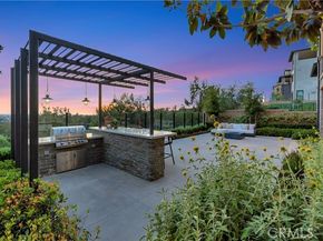 17 Ponte, Lake Forest (el Toro) CA 92630