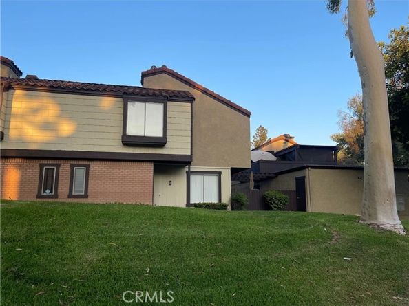 9386 Mesa Verde DR B, Montclair CA 91763
