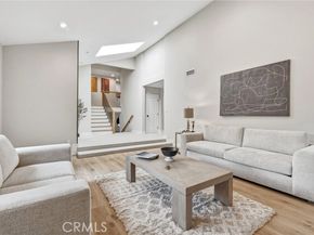 4012 Ellenita, Tarzana (los Angeles) CA 91356