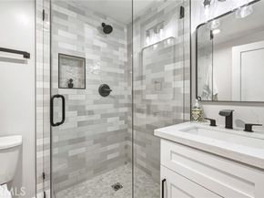 4012 Ellenita, Tarzana (los Angeles) CA 91356
