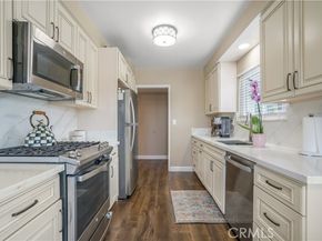 17304 Kingsbury, Granada Hills (los Angeles) CA 91344