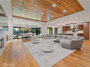 23103 Leonora, Woodland Hills (los Angeles) CA 91367