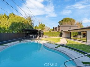 23103 Leonora, Woodland Hills (los Angeles) CA 91367