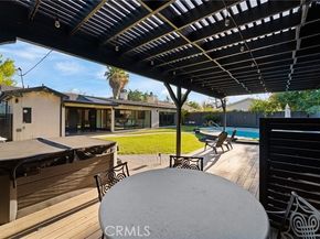 23103 Leonora, Woodland Hills (los Angeles) CA 91367