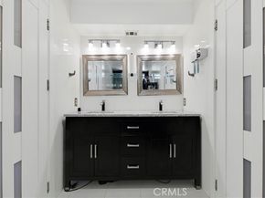 10894 Olinda 224, Sun Valley (los Angeles) CA 91352