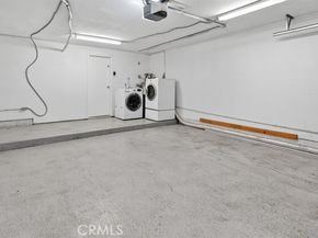 22238 James Alan 4, Chatsworth (los Angeles) CA 91311