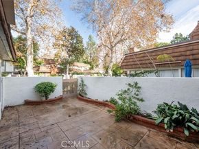 22238 James Alan 4, Chatsworth (los Angeles) CA 91311