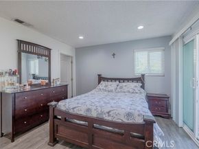 12411 Osborne 66, Pacoima (los Angeles) CA 91331