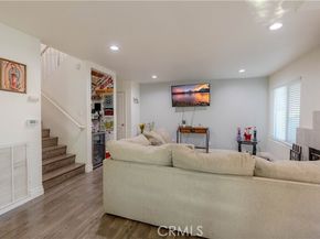 12411 Osborne 66, Pacoima (los Angeles) CA 91331