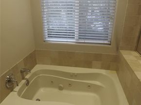 17447 Enadia, Los Angeles CA 91406