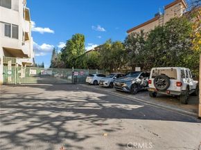 7800 Topanga Blvd. 216, Canoga Park (los Angeles) CA 91304