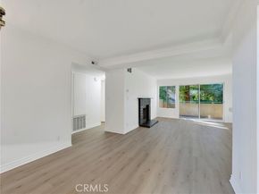 7800 Topanga Blvd. 216, Canoga Park (los Angeles) CA 91304