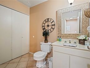 18526 Mayall Street L, Northridge (los Angeles) CA 91324