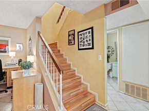18526 Mayall Street L, Northridge (los Angeles) CA 91324