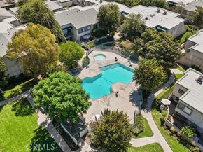 18526 Mayall Street L, Northridge (los Angeles) CA 91324